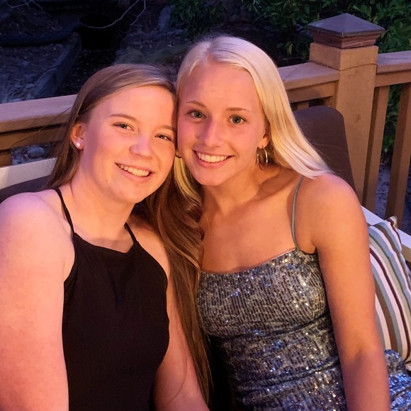 Meet your Posher, Emily - Picture 1 of 1